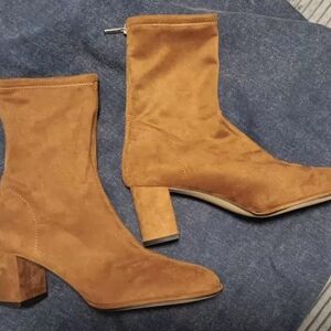 New H&M Tan Suede Ankle Boots